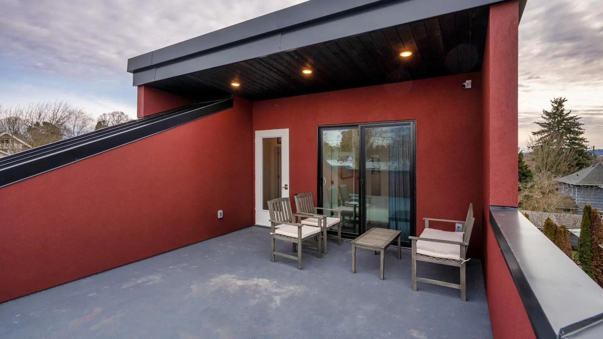 Holiday home Stay Portland - Crossroads Vintage Funk Penthouse - 94 Walkscore