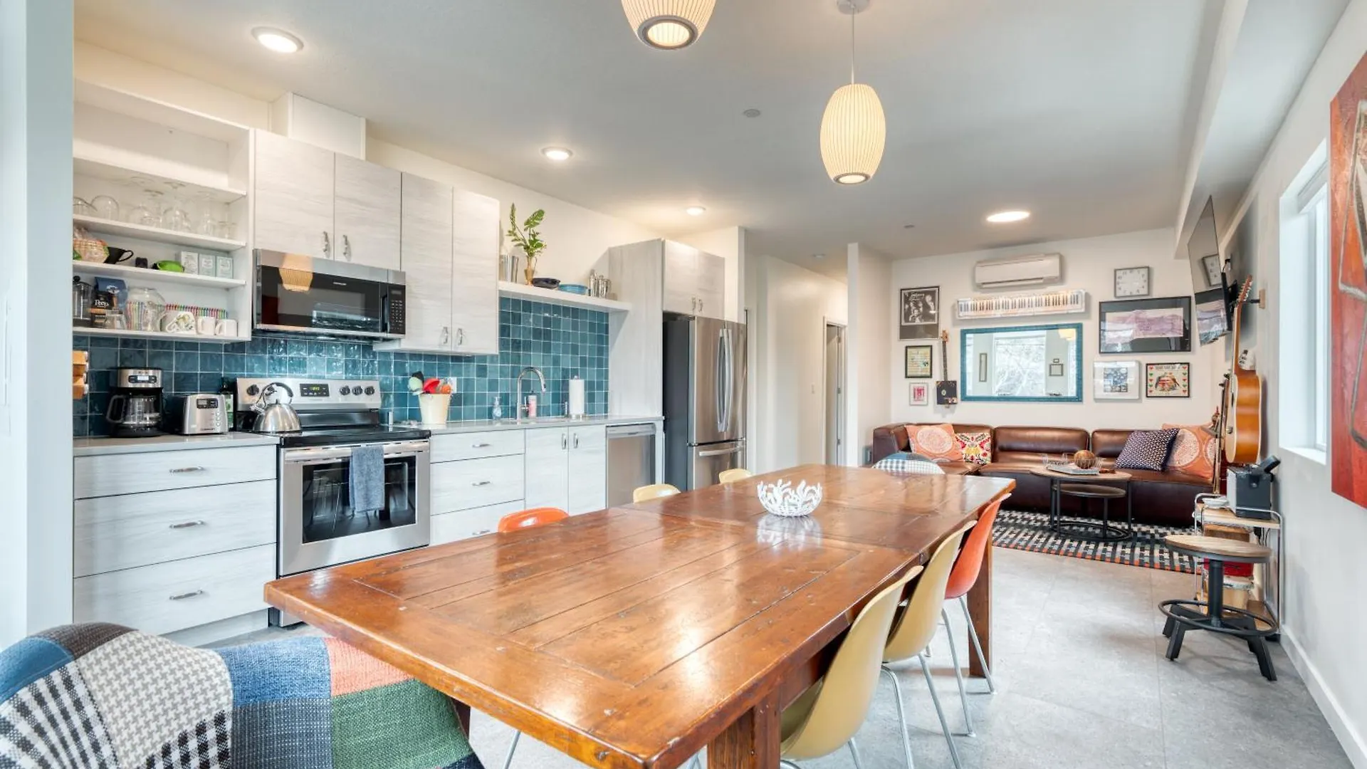 Stay Portland - Crossroads Vintage Funk Penthouse - 94 Walkscore Holiday home