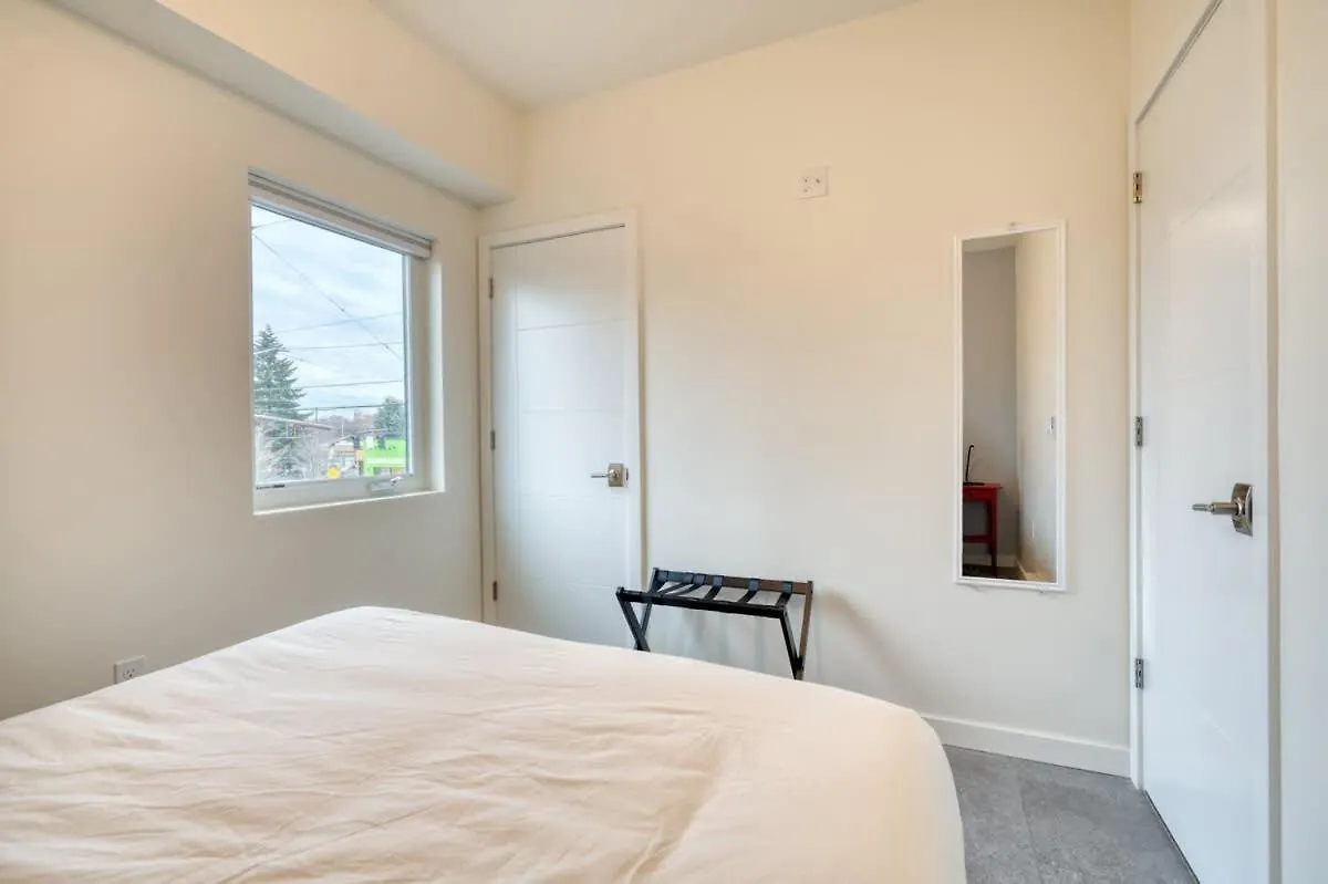 Stay Portland - Crossroads Vintage Funk Penthouse - 94 Walkscore